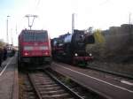 br-52--kriegslok-52-drg-dr-db--nicht-052-db- 146 242-3 kam genau richtig zum stehen.