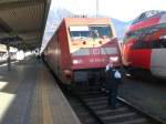 Alles muss man selber machen...
Der Tfz der 101 015 nahm ...