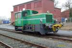 H�chst Lok 8 (335 014-) der ISL im Werk Offenbach ...