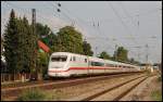 br-402-ice-2 Diese zwei ICE-2-Triebz�ge sind auf dem Weg in Richtung Hamburg. Aufgenommen in den Sommerferien 2008 in Haspelmoor.