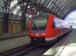 br-612-regioswinger-dbag 612 001-8 am 04.10.2008 in Dresden Hbf. Gerade schaute ich im Stationierungsverzeichnis 2008 und sah, dass die Einheit in Kaiserslautern Stationiert sein soll. Da mu� er sich ja ziemlich verirrt haben!?

Gruss Mike