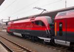 Die Zugseite von 1116 204-7 bei der Ausfahrt aus Linz ... Die Zugseite von 1116 204-7 bei der Ausfahrt aus Linz ...