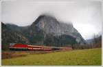 1044 054 mit dem EZ 1996 Ennstal von Wien S�d ...