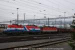 1116 041 - 3 und 1144 241 - 7 warten ...