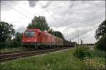 br-1216 1216 150 ist mit einem langen G�terzug am Haken auf dem Weg nach Salzburg. (09.07.2008)
