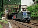 Gotthard-Sudrampe Re 10/10 Packet mit GZ s�dw�rts unterwegs am 25.07.2008 in der Biaschina.