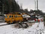 Oberleitungsmontagefahrzeug der Firma Balfour Beatty Rail ist am 23. November ...