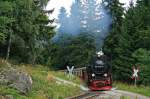 99 7239-9 mit ihrem Personenzug zwischen Drei Annen Hohne und ...