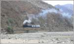 Gelegentlich f�hrt dieser Fluss in der Ghindaschlucht auch ganz sch�n ...