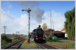 57 2770 (=�GEG-Lok 657.2770) mit einem Fotog�terzug von M�hldorf nach ...