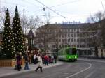 TW6226 am Ernst-August-Platz   ...