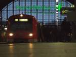 S-Bahn Hamburg Ein ET 474 als S11 nach Ohlsdorf am 20.11.2008 in HH-Dammtor.