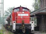 294 685-3 mit G�terzug im Bahnhof Hirschau richtung AKW  ...