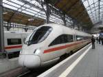 lubeck 13. Dezember 2008
Der erste mit Strom angetriebene ICE im 
Hauptbahnhof L�beck.