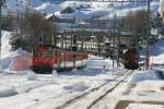 W�hren der Regionalzug Realp ...  Andr� Breutel 20.12.2008