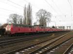 BR 218 Lokportraits Diese lange Reihe mit insgesamt vierundzwanzig z-gestellter Loks der Baureihe 218 (inklusive einer 215 und einer 225) entdeckte ich am 27.12.2008 in Bremen-Sebaldsbr�ck nahe dem AW. 