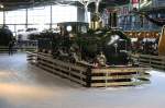 Lok 326 der Staats-Spoorwegen im mitten der Eisring im Spoorwegmuseum ...
