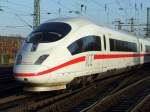 Ein niederl�ndischer ICE 3 (ET 406) verl�sst K�ln auf dem ...