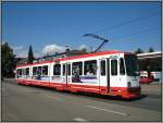 Triebwagen 833 der Krefelder SWK, aufgenommen am 06.08.2008 beim Zoo ...