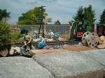 Flei�ige Arbeiter am Streckenrand   ...