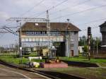 Das 1. Stellwerk des Bahnhofs Kedzierzyn Kozle, im Vordergrund sieht ...