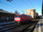 185 060-1 Tfzf AM - Hgbf-S�d bei der Durchfahrt am ...