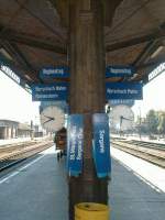 Fahrzielanzeiger im Bahnhof Rorschach   ...