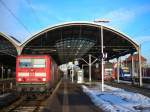 143 858 mit einer RB nach Eisenach in Halle(Saale) HBF ...