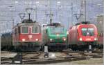 Stelldichein in Buchs SG. Re 4/4 II 11324, 437053 und ...