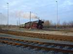 Vorbeifahrender Sonderzug BR 03 ...  Andreas Wagler 28.01.2009