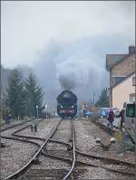 Die Dampflok 5519 n�hert sich am 25.01.09 dem Bahnhof Colmar-Usines ...