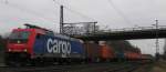 Re 482 048-6 schleppt am 31.01.09 ihren Containerzug durch Radbruch ... Re 482 048-6 schleppt am 31.01.09 ihren Containerzug durch Radbruch ...