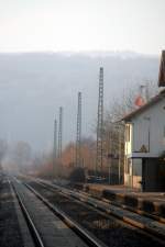Masten für die Elektrifizierung am Bahnhof Mauer. Blickrichtung Westen und ... Masten für die Elektrifizierung am Bahnhof Mauer. Blickrichtung Westen und ...