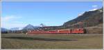 e-loks-ge-4-4-ii RE1249 mit Ge 4/4 II 629 'Tiefencastel' bei Malans. Im Hintergrund die Churfirsten, der Gonzen und die Gauschla. (03.02.2009)