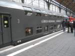 100 Jahre Hauptbahnhof L�beck.
Zum Jubil�um wurden auch die historischen
Doppelstockwagen der ...