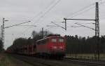 BR 140 mit Zugen 140 675-0 durchf�hrt am 31.01.09 mit einem leeren Autozug Radbruch. Da der Tf an diesem Tag wohl keine Lust hatte Fotografiert zu werden, zog er den Sonnenschutz herunter und stellte an seinem Tfz das Dreilicht Spitzensignal auf zwei rote Schlusslichter um. 