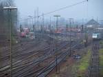 Rangierbetrieb auf dem Aachener Westbahnhof von der Br�cke Turmstrasse aus ...