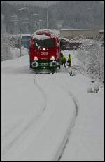2016-053 und genug Schnee im Bahnhof P�ls am 28.01.2009 um ...