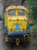 DBG Lok 345 021-0 in Duisburg-Entenfeang  ...