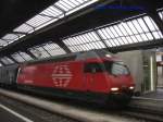 Re 460 001-1 L�tschberg bei der Einfahrt in Z�rich HB ...