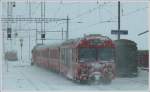 R1944 nach Scuol/Tarasp verl�sst Pontresina. (17.02.2009)  ...