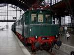 Die E 04 001 auf dem Museumsgleis in Leipzig Hbf ...