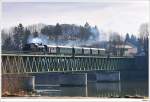 �GEG/IGE Hausruck Sonderfahrt 2009: 57.2770 �berquert gerade den Inn Richtung ...