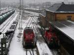 Die beiden Rangierloks 290 518 und 362 509 pausieren in ... Die beiden Rangierloks 290 518 und 362 509 pausieren in ...