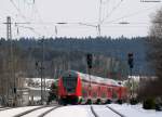146 230-8 mit dem IRE 4705 (Karlsruhe Hbf-Konstanz) verl�sst St.Georgen ...