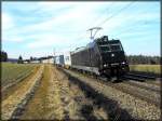 185-570 am Containerzug nach Regensburg unterwegs.(KBS 880 bei Parsberg,04.03.2009)  ...