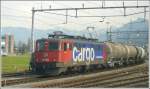 Ae 610 519-1 mit Zementzug nach Buchs SG steht in ...