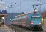 IC2371 Schwarzwald (Hamburg Altona-Konstanz) mit Schublok 101 016-4 Unicef beim ...