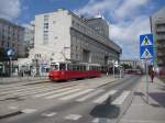 Als Linie 33 f�hrt der Wagen-Nr. 4768 (Baureihe E1) am ...