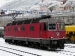 SBB - Re 6/6 11617 im Bahnhof von Spiez ...